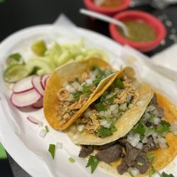 Trebol Taco Shop - Chicken and steak tacos