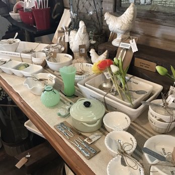 Rustic & Red - Gift Shops Near Me - Cozad, Nebraska Rustic & Red - Gift Shops Near Me - Cozad, Nebraska
