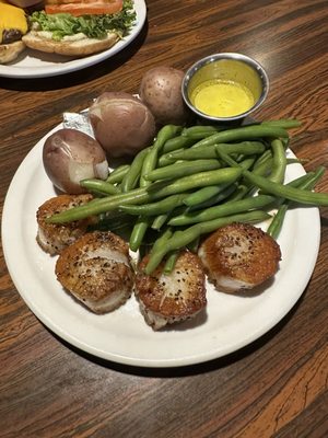 Charlie's Bar & Grille by null