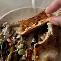 Thin and soggy pizza- plain cheese