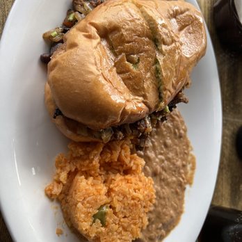 Cafe El Tapatio - Pastora Torta - Mexican Near Me - Glenview, Illinois