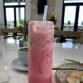 Causeway Coffee - Lotus drink - Coffee & Tea Near Me - Miramar Beach, Florida