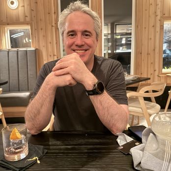 Chic's Laundry - Mother's Day Dinner with my son - Food Trucks Near Me - Virginia Beach, Virginia