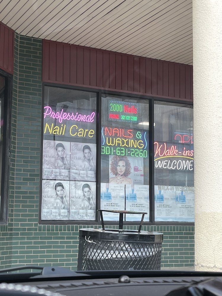 2000 NAILS Updated October 2024 21 Photos & 32 Reviews 5