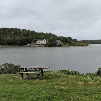 Fort Popham - There are picnic benches in front of the fort, and you can follow the path around the back for more benches overlooking the village. - Boating Near Me - Phippsburg, Maine
