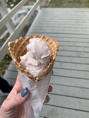 Emma & Otto's Ice Cream by null