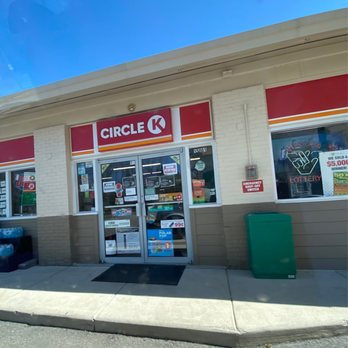 Circle K - the front of a convenience store - Convenience Stores Near Me - Lanexa, Virginia Circle K - the front of a convenience store - Convenience Stores Near Me - Lanexa, Virginia