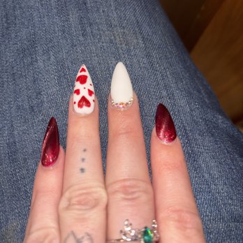 Nails Uncorked - Nail Salons Near Me - Eugene, Oregon