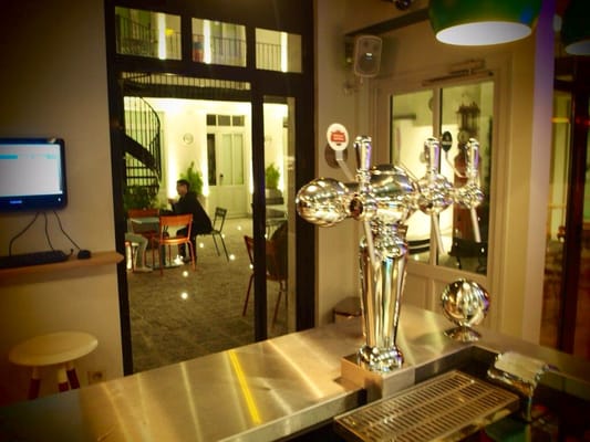 3 Ducks Boutique Hostel & Bar by null