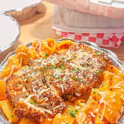 Drunk Tony's Food Truck - Chicken parmesan rigatoni alla vodka