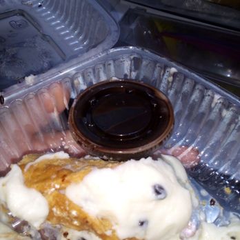 Blue Spring Pizza - Cannoli - Pizza Near Me - Orange City, Florida