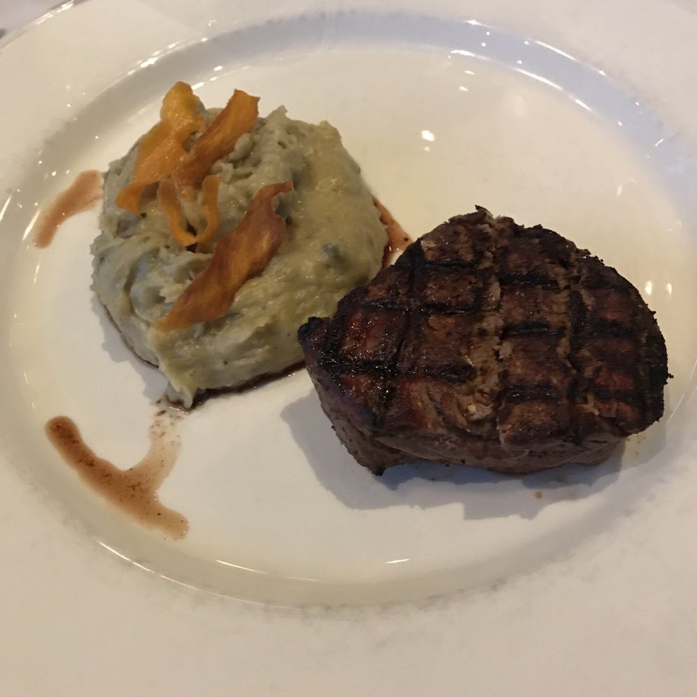 Chart House Prime - Fillet minion with garlic potatoes. - Seafood Near Me - Annapolis, Maryland