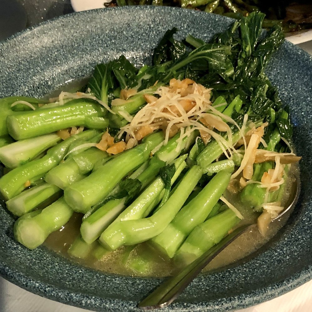 King Restaurant & Bar - Bars Near Me - Honolulu, Hawaii