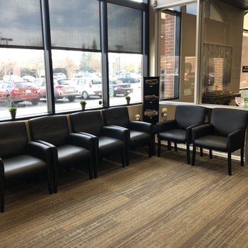 Creekside Endodontics - Our office lobby - Endodontists Near Me - Folsom, California Creekside Endodontics - Our office lobby - Endodontists Near Me - Folsom, California