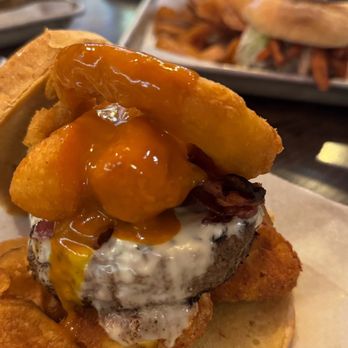Boston Burger - Burgers Near Me - Cambridge, Massachusetts