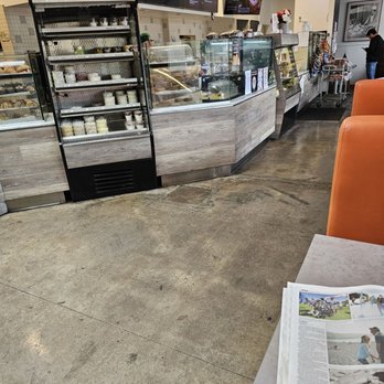 Manhattan Bread & Bagel - Bagels Near Me - Manhattan Beach, California