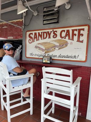 Sandy's Café by null