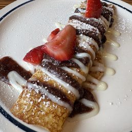 Cinnamon Bun Crepes