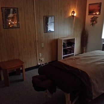 Massage Craze LLC - Calm, comfortable and quiet. - Massage Therapy Near Me - Lakewood, Washington Massage Craze LLC - Calm, comfortable and quiet. - Massage Therapy Near Me - Lakewood, Washington