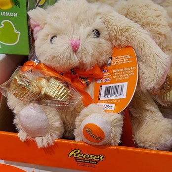 Target - Reese's peanut butter cup bunny - Department Stores Near Me - Kissimmee, Florida