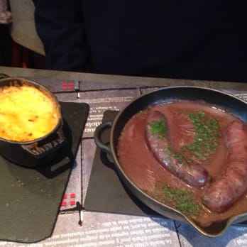 Ramoneur Savoyard - Diots au vin rouge et polenta - French Near Me - Annecy, 74 Ramoneur Savoyard - Diots au vin rouge et polenta - French Near Me - Annecy, 74