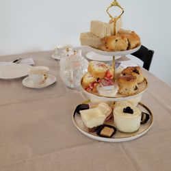 The Old English Tea Shoppe - Formal tea service