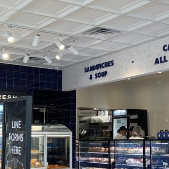 Paris Baguette - Big sign advertising soup - Patisserie/Cake Shop Near Me - Wichita, Kansas Paris Baguette - Big sign advertising soup - Patisserie/Cake Shop Near Me - Wichita, Kansas