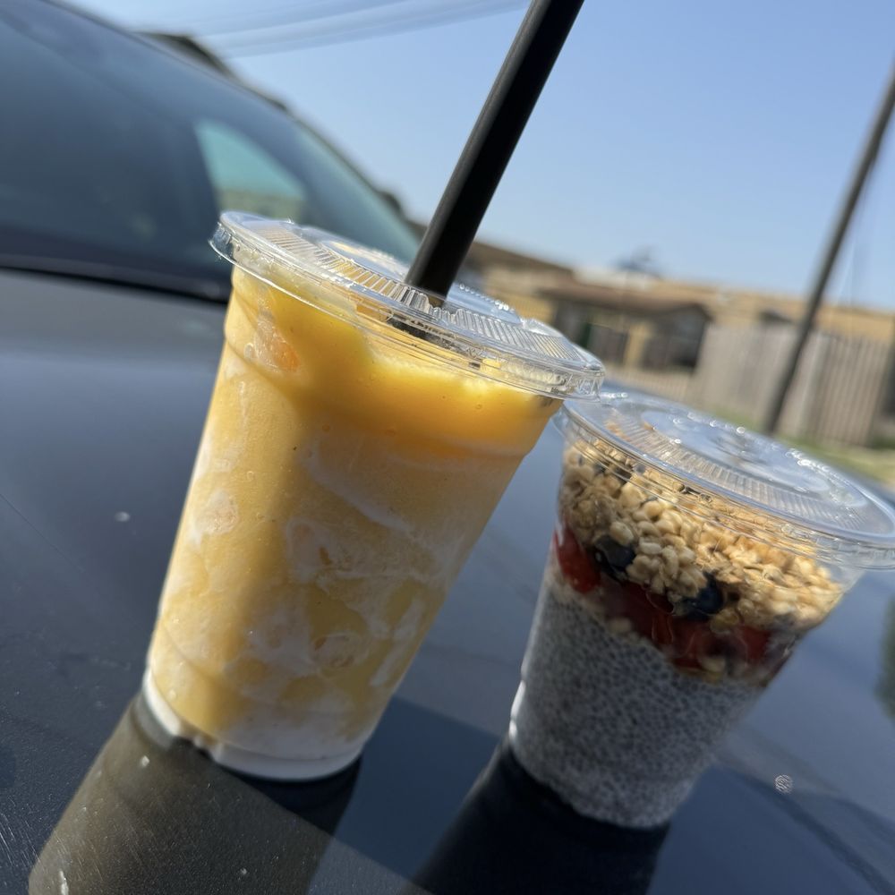 Mellow mango & Chia Pudding Mellow mango & Chia Pudding