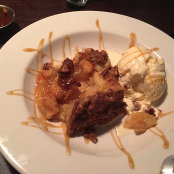Houlihan's - Bars Near Me - Secaucus, New Jersey