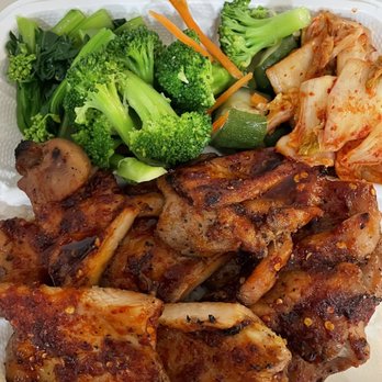 Mama Woo's BBQ - Spicy BBQ Chicken - Korean Near Me - Honolulu, Hawaii Mama Woo's BBQ - Spicy BBQ Chicken - Korean Near Me - Honolulu, Hawaii