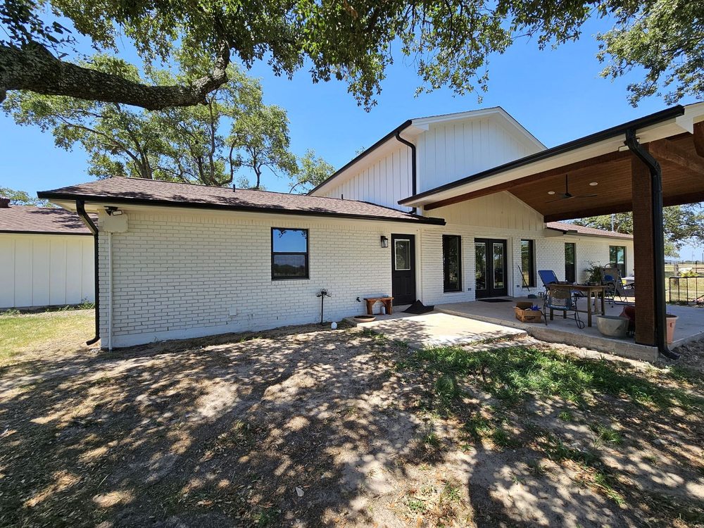 Slide of Spade Roofing and Gutters