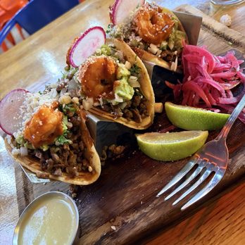 Nando's Marisqueros - Tacos bien locos ($14 + $6 for a 3rd taco) - Bars Near Me - San Jose, California Nando's Marisqueros - Tacos bien locos ($14 + $6 for a 3rd taco) - Bars Near Me - San Jose, California