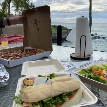 Dollies Pub & Cafe - Pizza Near Me - Lahaina, Hawaii Dollies Pub & Cafe - Pizza Near Me - Lahaina, Hawaii