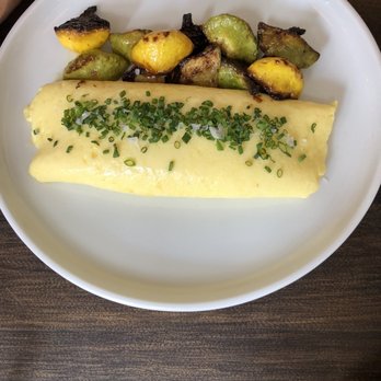 Fairfax - Petit omelette - Breakfast & Brunch Near Me - New York, New York Fairfax - Petit omelette - Breakfast & Brunch Near Me - New York, New York