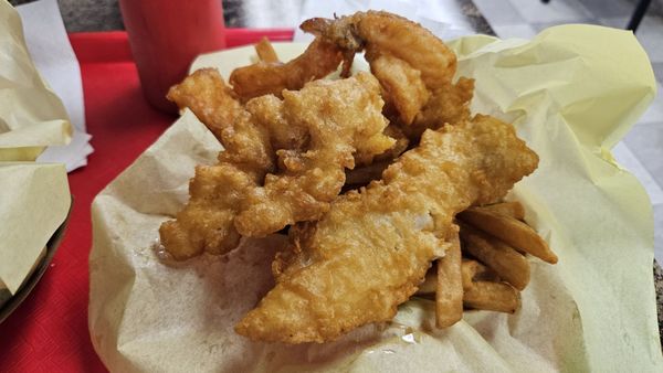 Captain Mike's Fish Fry by null