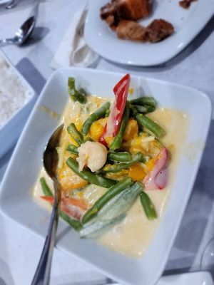 Tito Rad's Grill by null