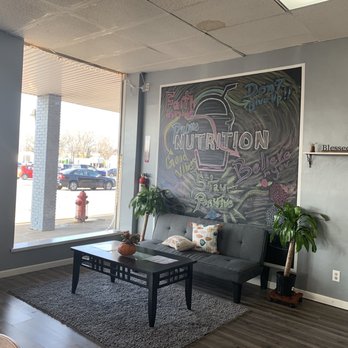 Prime Nutrition - Sitting area - Juice Bars & Smoothies Near Me - Painesville, Ohio Prime Nutrition - Sitting area - Juice Bars & Smoothies Near Me - Painesville, Ohio