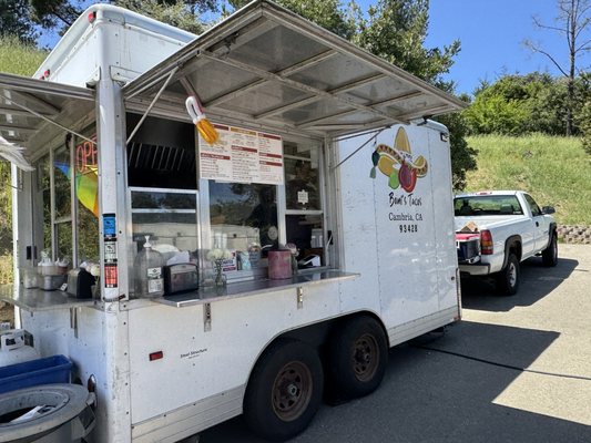 Boni's Tacos by null