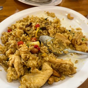 Boonsee Thai Kitchen - Norco - Pineapple chicken fried rice, delicious - Thai Near Me - Norco, California Boonsee Thai Kitchen - Norco - Pineapple chicken fried rice, delicious - Thai Near Me - Norco, California