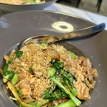 Blue Orchid Thai Kitchen - Pad See Ew with chicken - yum! - Thai Near Me - Las Vegas, Nevada Blue Orchid Thai Kitchen - Pad See Ew with chicken - yum! - Thai Near Me - Las Vegas, Nevada