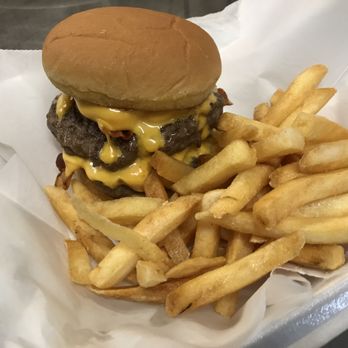 The Kitchen Table - Double Bacon Cheeseburger - Breakfast & Brunch Near Me - Huntertown, Indiana The Kitchen Table - Double Bacon Cheeseburger - Breakfast & Brunch Near Me - Huntertown, Indiana