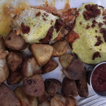 Sonder - Green eggs and ham with country potatoes. Pretty damn good - Salad Near Me - Bakersfield, California Sonder - Green eggs and ham with country potatoes. Pretty damn good - Salad Near Me - Bakersfield, California