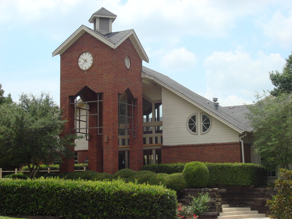 GARDEN PARK APARTMENTS Updated August 2024 1225 W Mount Comfort Rd