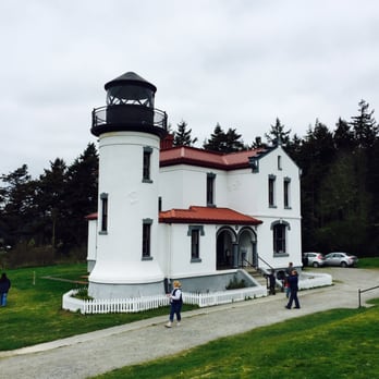 Fort Casey Historical State Park - Admiralty Head Lighthouse - Parks Near Me - Coupeville, Washington Fort Casey Historical State Park - Admiralty Head Lighthouse - Parks Near Me - Coupeville, Washington