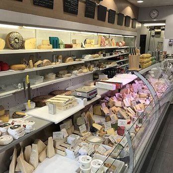 Au Royaume de la Chantilly - Cheese Shops Near Me - Marseille, 13 Au Royaume de la Chantilly - Cheese Shops Near Me - Marseille, 13