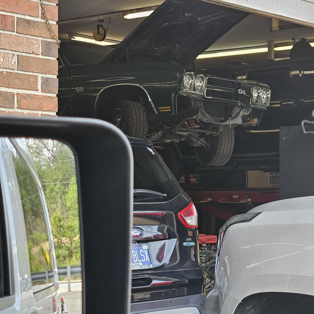 J.R. SHIPLEY’S Updated October 2024 9107 East Brainerd Rd