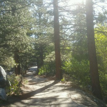 Big Pine Lakes - Hiking Near Me