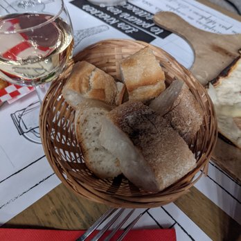 Le Troquet des Kneckes - This bread was awesome. - Brasseries Near Me - Strasbourg, 67 Le Troquet des Kneckes - This bread was awesome. - Brasseries Near Me - Strasbourg, 67