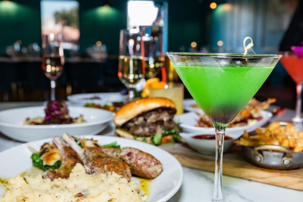 CAPS Supper Club & Bar by null