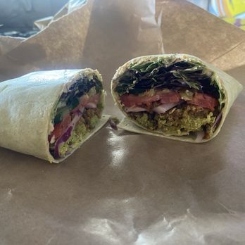 The Common Market Oakwold - Halal sandwich my friend ordered - Bars Near Me - Charlotte, North Carolina The Common Market Oakwold - Halal sandwich my friend ordered - Bars Near Me - Charlotte, North Carolina